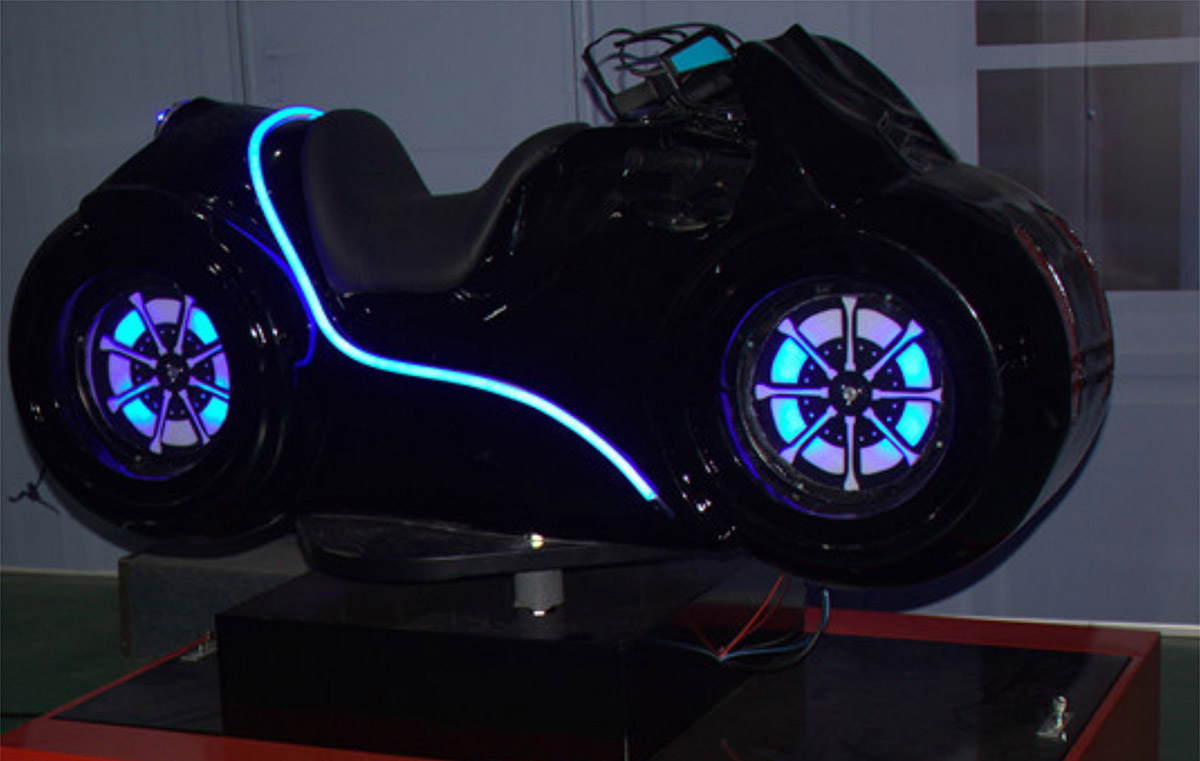 尼玛媒体互动VR摩托车